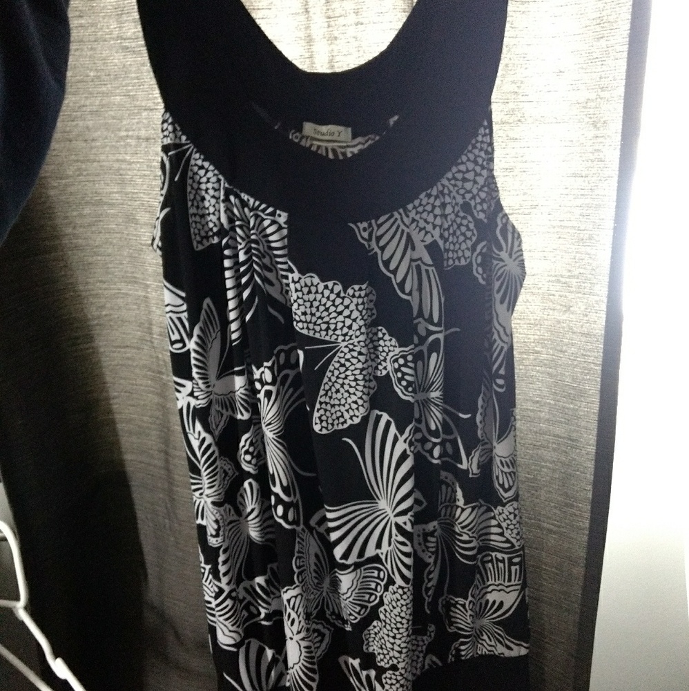 Butterfly thigh-length shirt